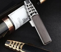 Merkloos Turbo Jetflame Aansteker - Gasbrander - Vuurwerk Torch - Crème Brûlée Brander - BBQ En Sigaren Aansteker - Windproof - Walnoothout Met Grijze Metalen Behuizing -Optimaal Barbecue Winkel 1200x1028 4