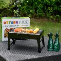 Merkloos Decopatent® Portable Houtskool BBQ - Barbecue - Inklapbaar - Barbecue Houtskool - Tafel Grill - Camping - Strand - Festival - Park -Optimaal Barbecue Winkel 1200x1200 124