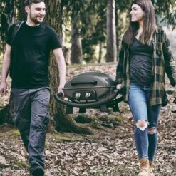 Burnhard Draagbare 2-Branders Gasbarbecue - Afdekhoes - BBQ Wayne -Optimaal Barbecue Winkel 1200x1200 171