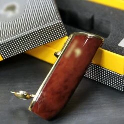 Cohiba® Sigarenaansteker - Sigarenboor - Sigaren - Sigaar - Cohiba Aansteker - Sigarenboor - Sigaren Accessoires - Sigarenknipper - Sigaar Aansteker - Cohiba - Incl. Luxe Geschenkdoos - Rood -Optimaal Barbecue Winkel 1200x1200 480