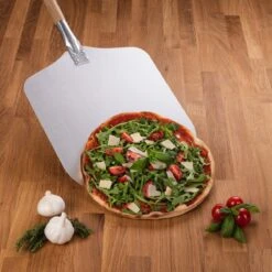 Blumtal Professionele Pizzaschep - 30,5 X 30,5 Cm - Houten Grip 85 Cm -Optimaal Barbecue Winkel 1200x1200 506