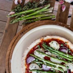 Boska Pizzaplank Friends L - BBQ Accessoires - Eikenhout - Handige Opvanggeul - Ø 34 Cm 24 Boska Pizzaplank Friends L - BBQ Accessoires - Eikenhout - Handige Opvanggeul - Ø 34 Cm -Optimaal Barbecue Winkel 1200x1200 535