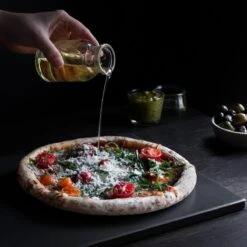 Navaris Pizzasteen XL Voor Oven En Barbecue - Rechthoekige Pizzaplaat 38 X 30 Cm - Inclusief Receptenboek - Keramisch Geglazuurd - Zwart -Optimaal Barbecue Winkel 1200x1200 664