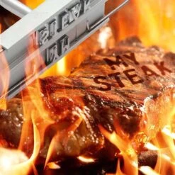 Merkloos BBQ Branding Iron - Barbecuegereedschapset - Bbq Accessoires - Bbq Brandijzer -Optimaal Barbecue Winkel 1200x1200 782