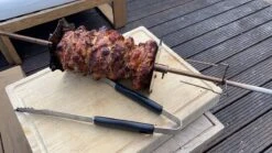 BBQ Rotisserie Kebab Spiezen Set (universele Set Geschikt Voor De Meeste Rotisseries / BBQ Spitten) -Optimaal Barbecue Winkel 1200x675 6