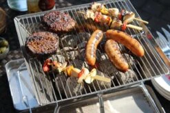 United Entertainment - Opvouwbare Houtskoolbarbecue - RVS - Met Koffer En Draagtas 14 United Entertainment - Opvouwbare Houtskoolbarbecue - RVS - Met Koffer En Draagtas -Optimaal Barbecue Winkel 1200x800 10