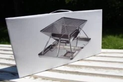 United Entertainment - Opvouwbare Houtskoolbarbecue - RVS - Met Koffer En Draagtas 15 United Entertainment - Opvouwbare Houtskoolbarbecue - RVS - Met Koffer En Draagtas -Optimaal Barbecue Winkel 1200x800 11