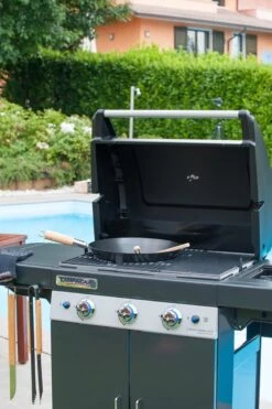 Campingaz 3 Series Classic LS Gasbarbecue - 3 Branders - Zwart - BBQ 8 Campingaz 3 Series Classic LS Gasbarbecue - 3 Branders - Zwart - BBQ -Optimaal Barbecue Winkel 798x1200